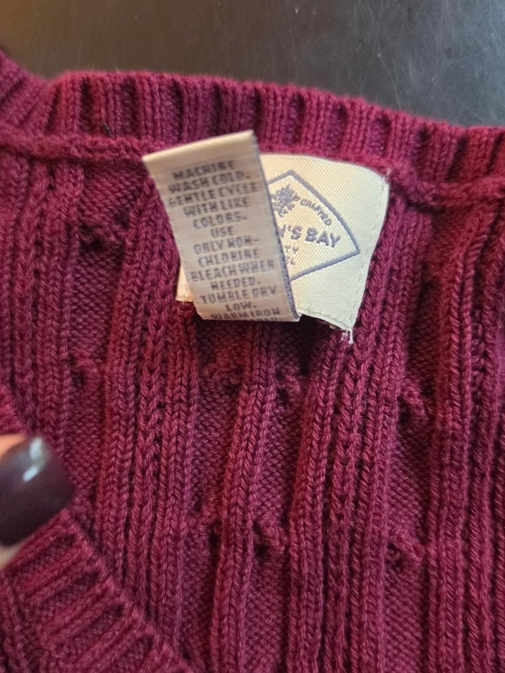 90s Vintage burgundy cable knit sweater Size M Cozy - Picture 6 of 7